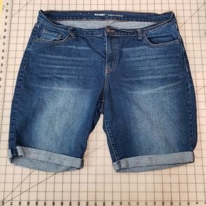 Old Navy Curvy Profile Jean Shorts EUC!! 16reg